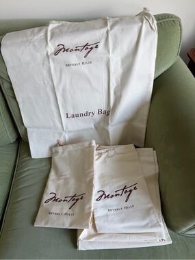 🗽5 Montage Beverly Hills Cream Laundry Bags - Set